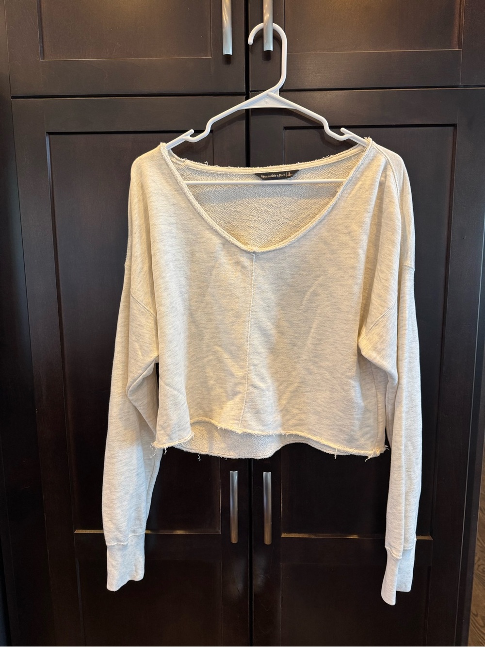 Abercrombie & Fitch Cream Cropped Pullover